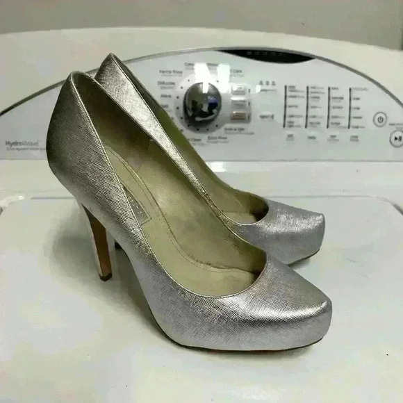 BCBG silver heals - Picture 2 of 3